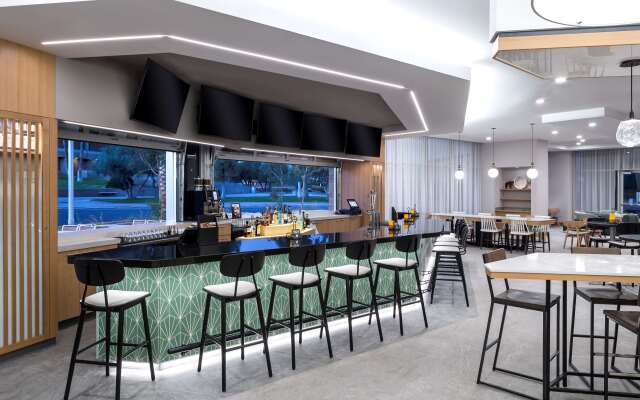 Hyatt Place Tempe / Phoenix / University