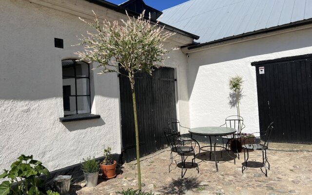 Backadal Gård B&B