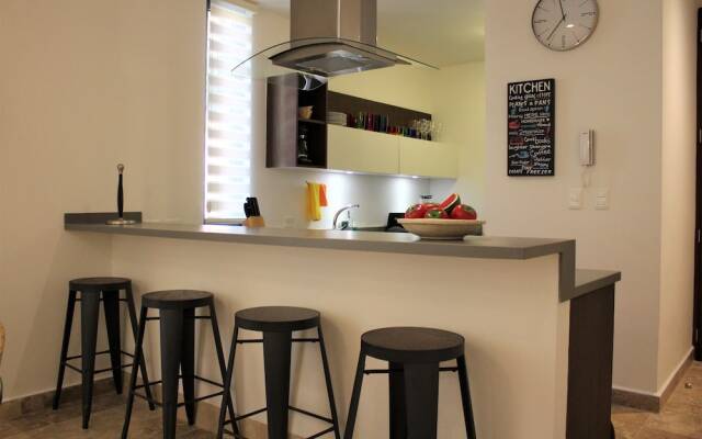 Full of nature 2BR Condo with balcony by Happy Address