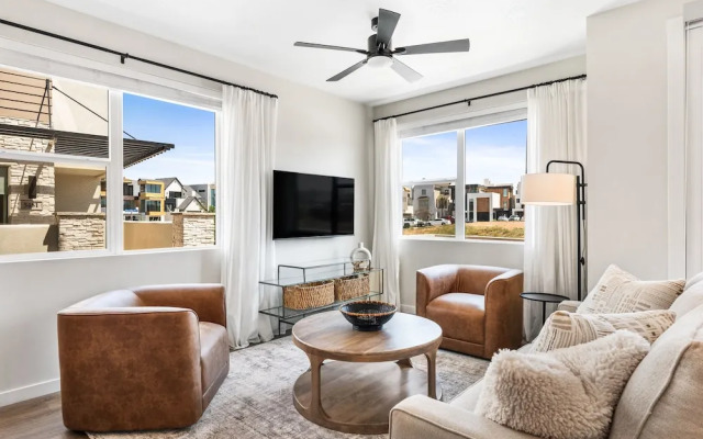 Paradise Cove 2 Bedroom Condo