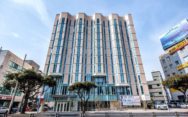 Hotel Sirius