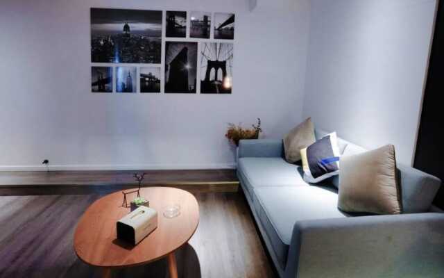 N·Time Art Hotel (Chongqing Jiefangbei Pedestrian Street)