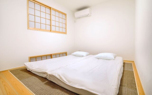 Summer Lotus House Osaka
