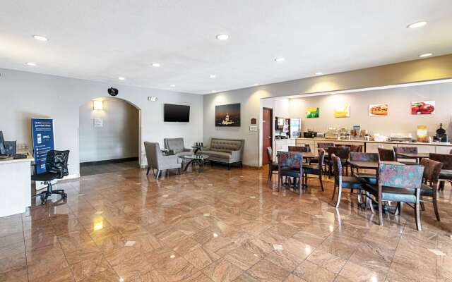 Quality Suites South