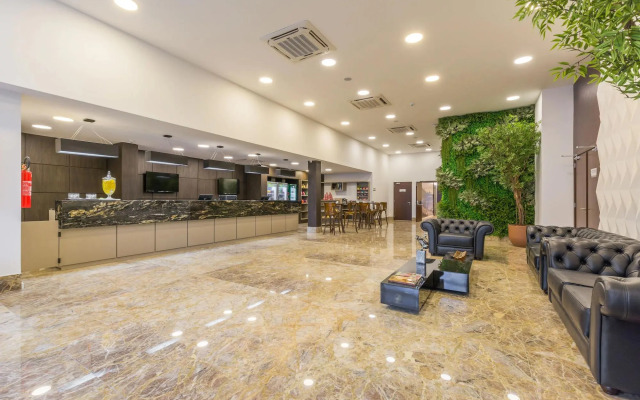 Bristol Guararapes Hotel