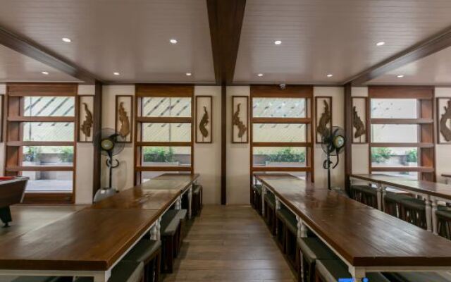 A Room Bangkok Sathorn