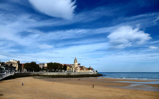 Zentral Gijón Rey Pelayo
