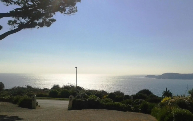 Porth Avallen Hotel