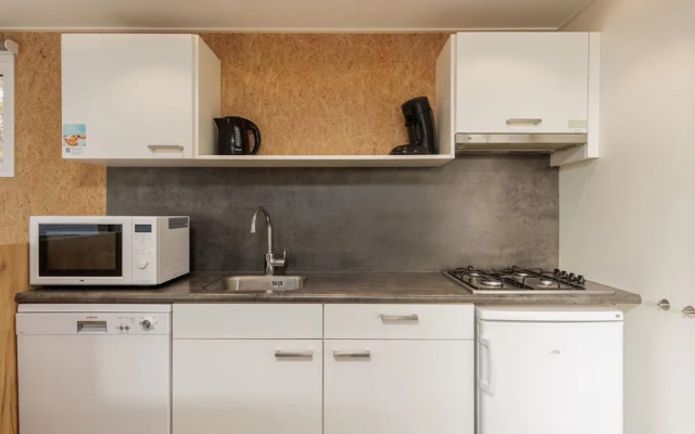Modern Chalet With Dishwasher, Near the Hunebedcentrum