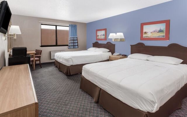 Super 8 Kenosha/Pleasant Prairie