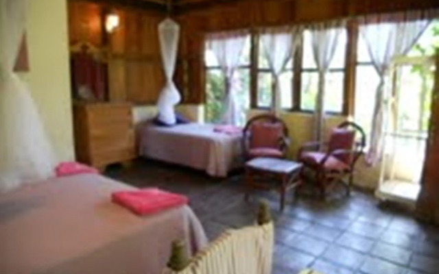 Hotel La Casa Rosa