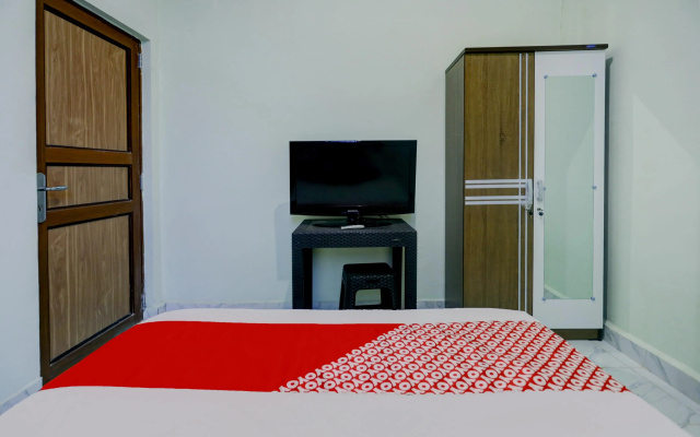 Hotel O Backpaker Seraya – Guest Rooms – Batam