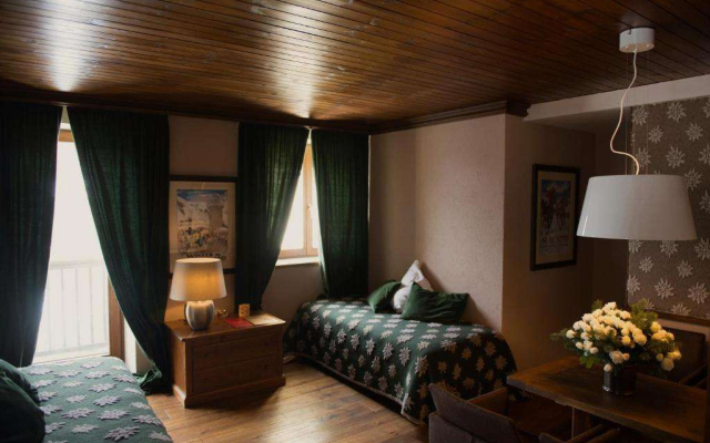 Le Samovar Guest House