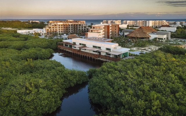 Ventus Ha at Marina El Cid Spa & Beach Resort
