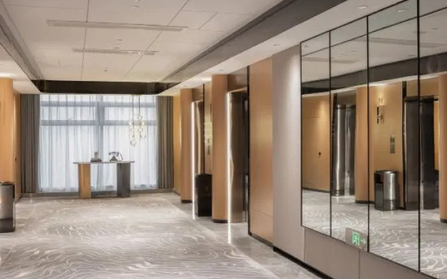 Crown Mingyue Hotel Wenzhou (Longwan Yiyu Square Branch)