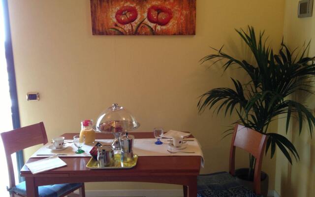 Le Terrazze Sul Lago Residence & Hotel