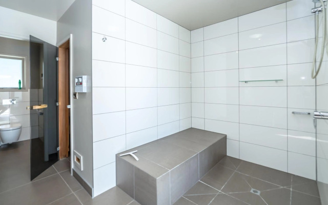 Paradise on Campbell