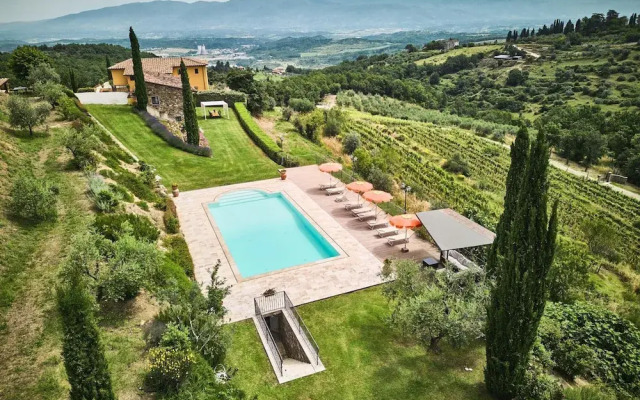 Tranquil Chianti Escape for 4