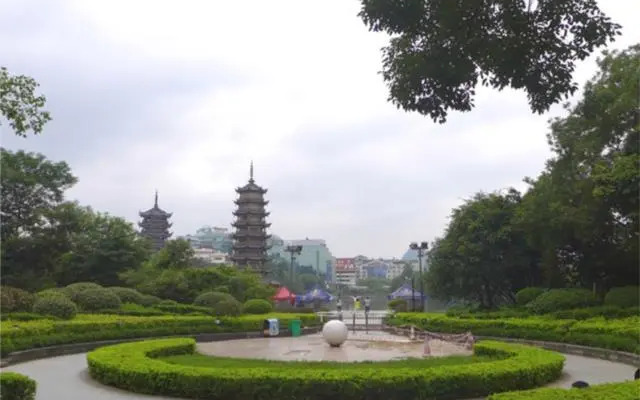 Echarm Hotel Guilin City Center Xiangbi Mountain Scenic Spot