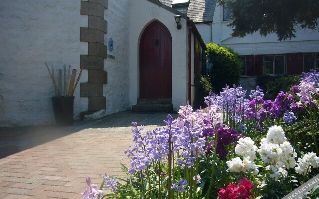 Undercliff Guest House