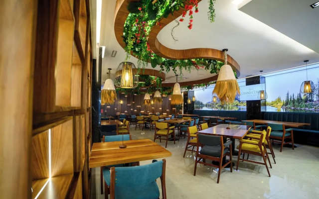 HOTEL GRAND LORBE by JAMM