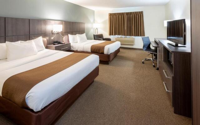 Paynesville Inn And Suites