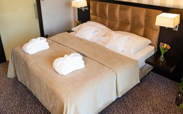 Hotel Avance