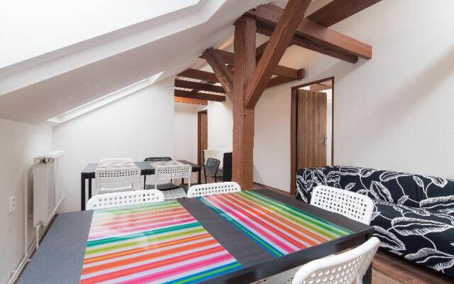 Easy Housing Hostel In Prague