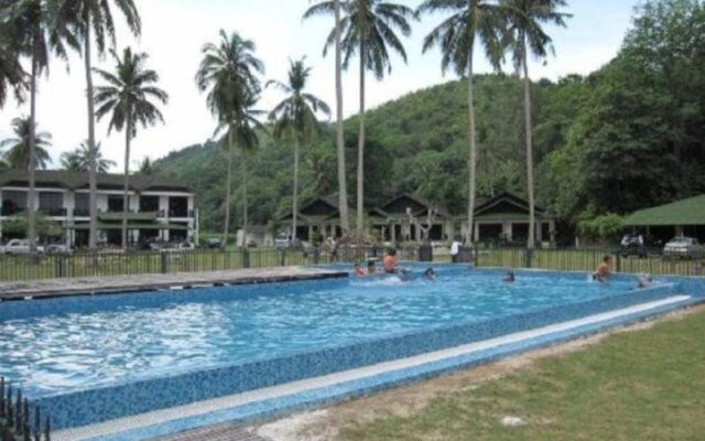 Fishing Bay Resort