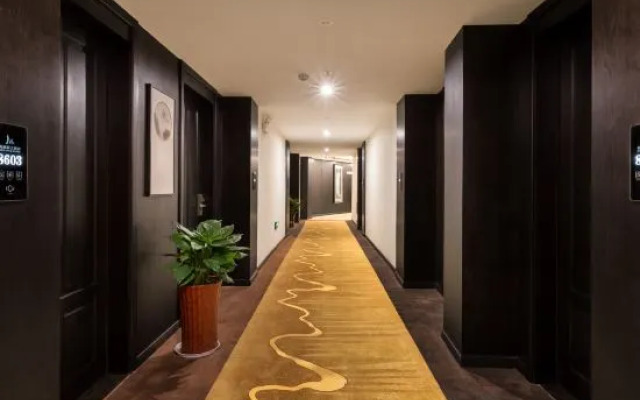 INTO Film Road Shuyue Hotel (Hengdian Film & Television City Branch)