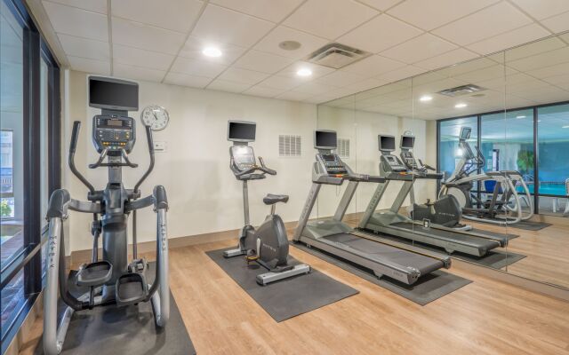 Holiday Inn Express Hotel & Suites Louisville East by IHG