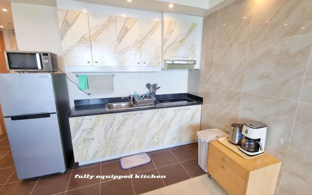 La Mirada Residences