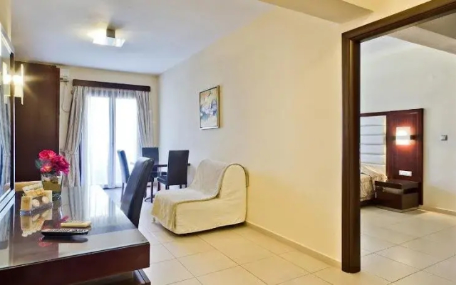 Socrates Studios And Apartments 4*