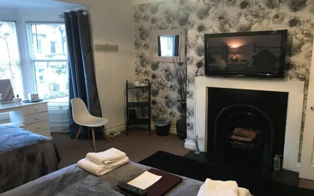 Castle Gate Guest House