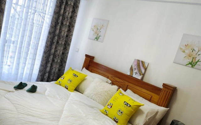 Stay.Plus Kingstone luxury Apartment