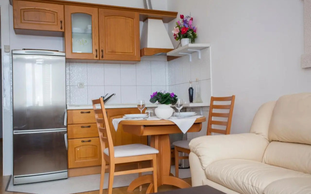 Apartments Sumic Podgora