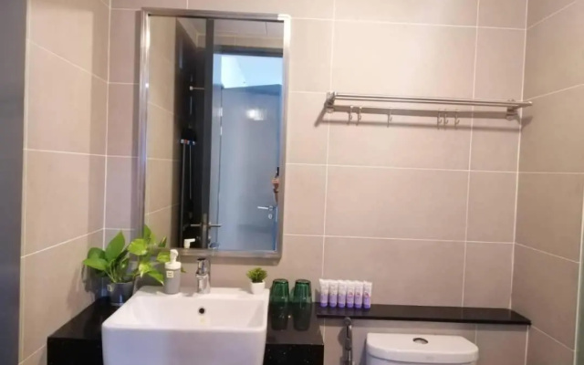 Tropicana 218 Georgetown Penang #25 New Deco 2BR for 4-6pax – Bathroom – George Town
