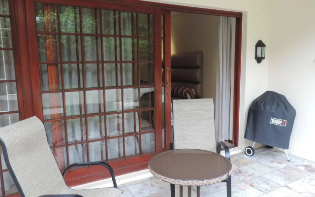 Milkwood Lodge - Hermanus