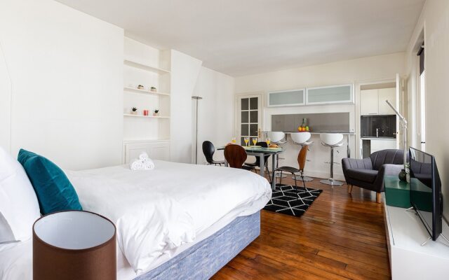 Vavin - Montparnasse Apartment