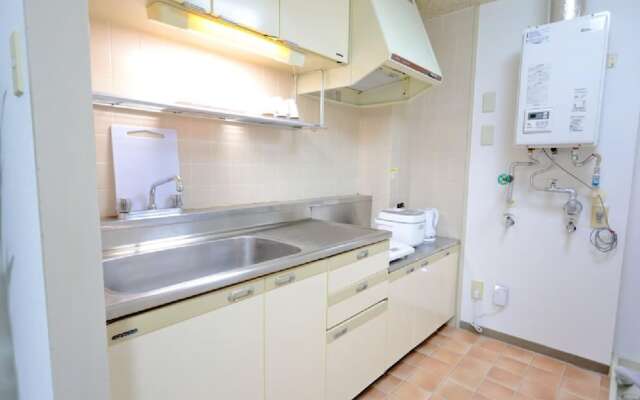 Mansion Pasture TSUKISAMU Fukuzumi