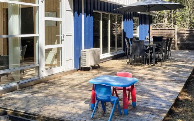 8 Person Holiday Home in Hadsund