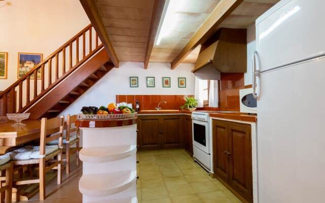 Villa - 2 Bedrooms with Pool and WiFi - 107615