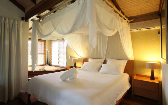 Lake Weyba Cottages