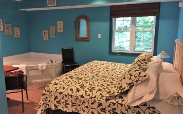 Little Hawk Resort & Marina