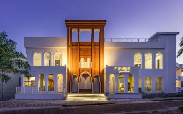 Yi Sela Homestay (Sanya Yalong Bay Branch)