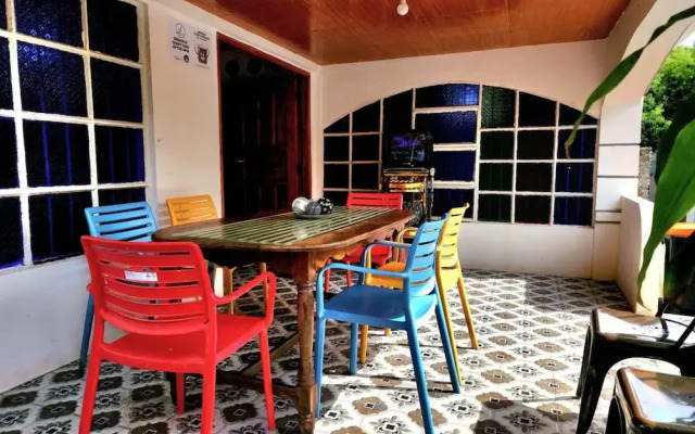 Casa Del Chen - Tranquil Beach Retreat in Aringay