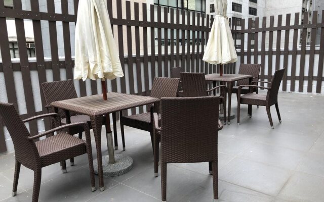 Homy Hotel Central