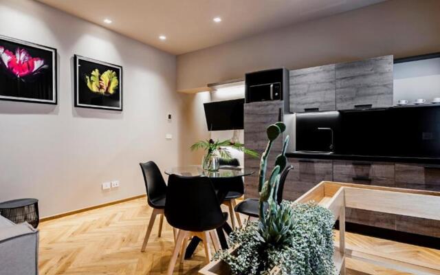 Ferrini Home - Etnea Heritage