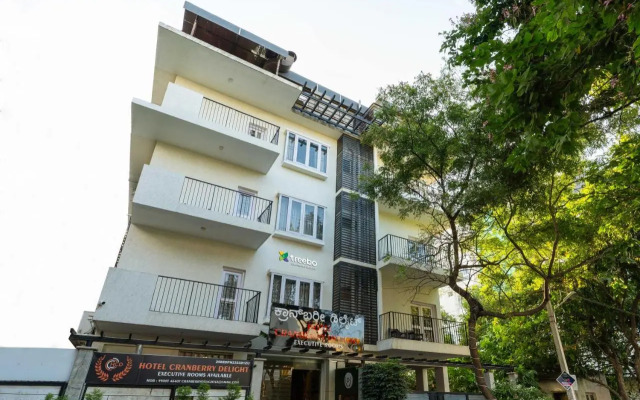 Treebo Cranberry Delight