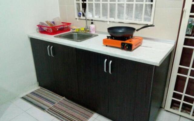 Al-Yasr Guest House Pendang